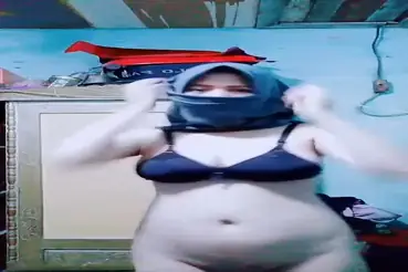 Cewe Jilbab Buka Bukaan Hingga Colmek